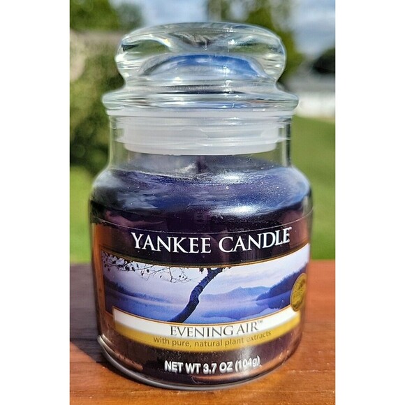 Yankee Candle Evening Air 3.7 oz Scented Candle Small Jar Discontinued HTF - Picture 2 of 8